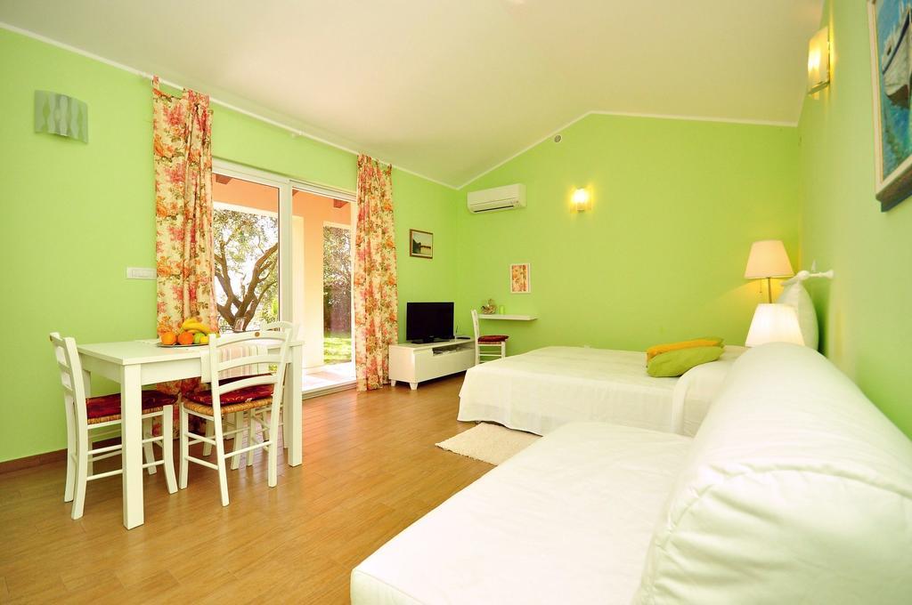 Apartments Petra Near Beach Veruda Εξωτερικό φωτογραφία