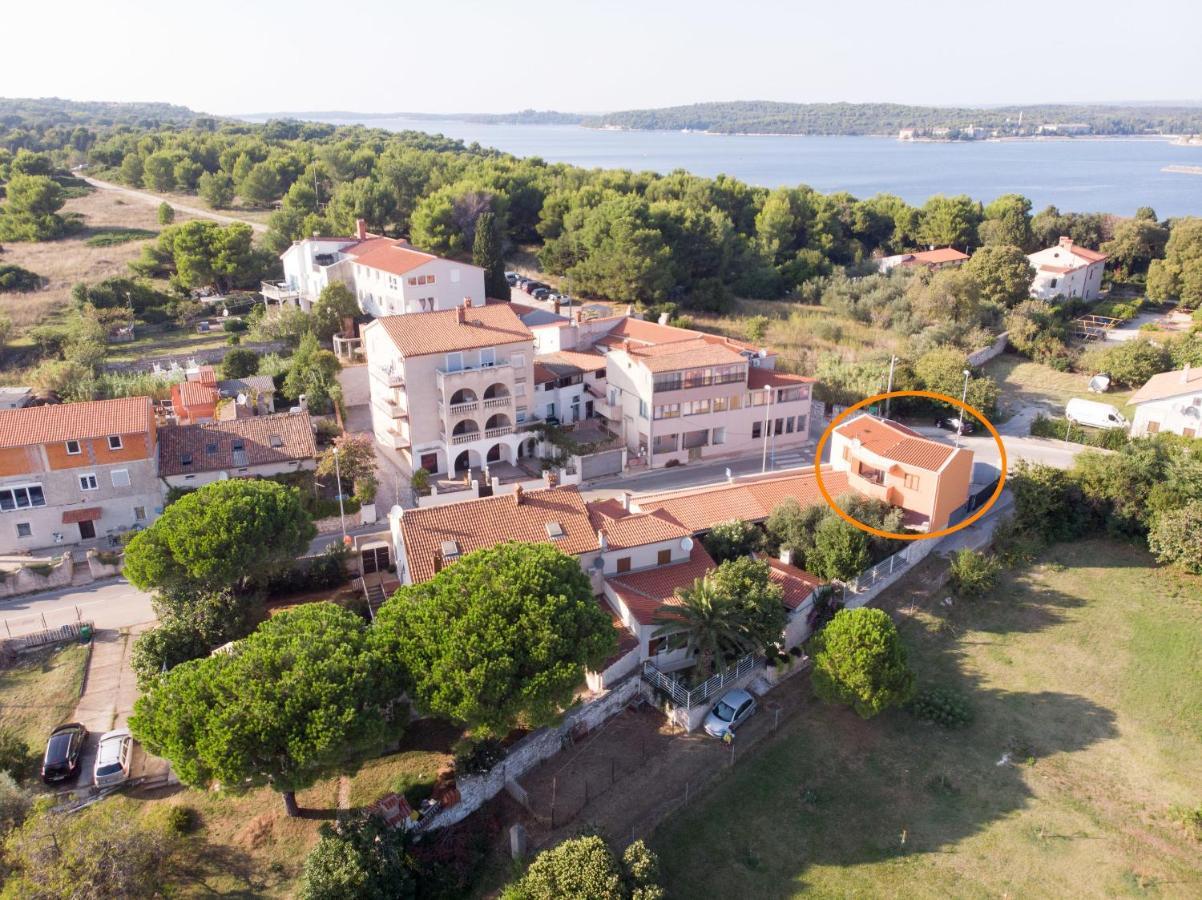 Apartments Petra Near Beach Veruda Εξωτερικό φωτογραφία